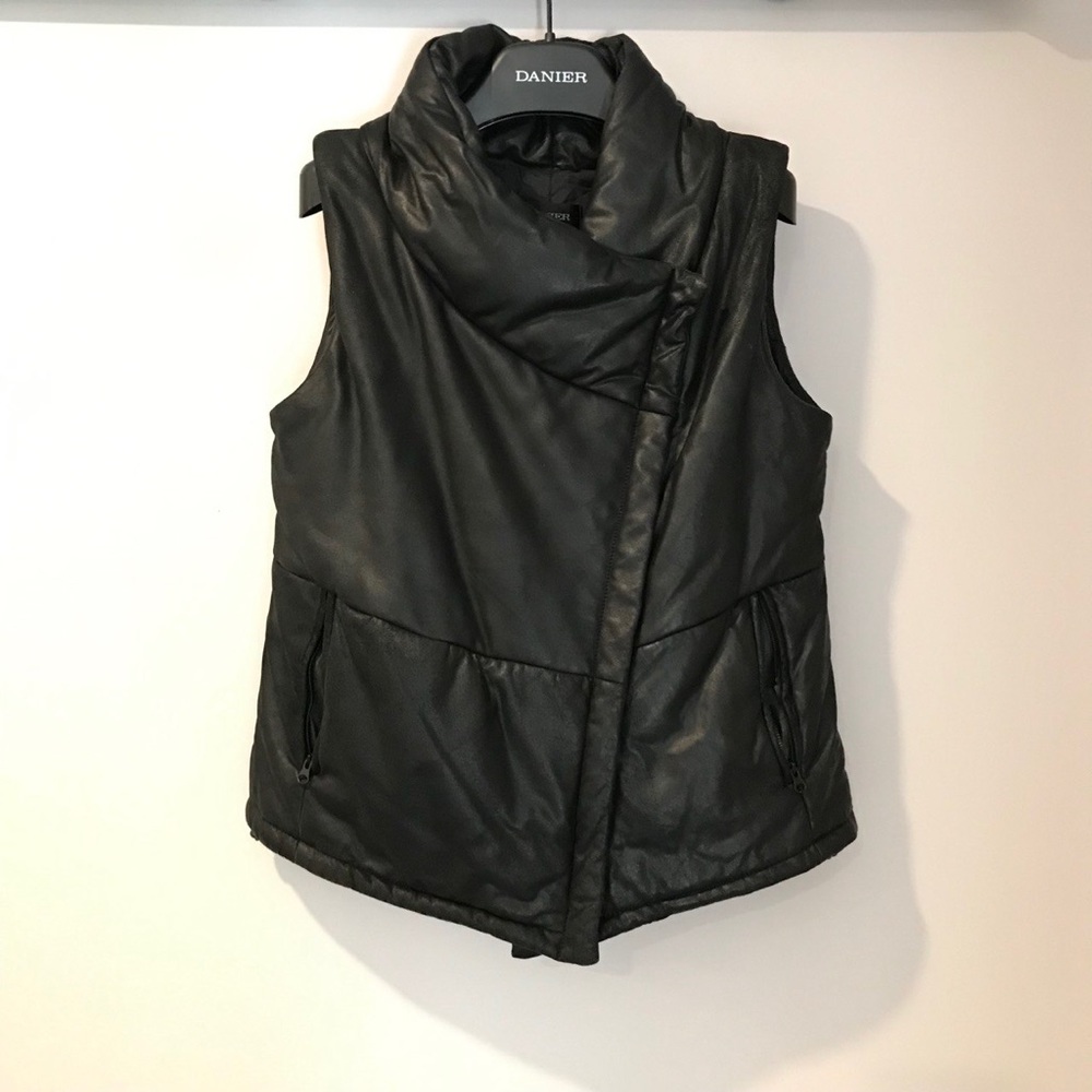 Danier Leather Puffy Zip Vest Black XS 3M Insulated